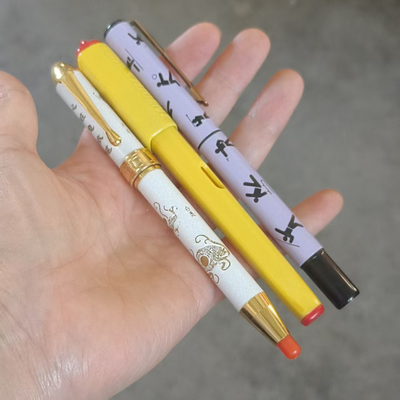 Vintage Collectible Pens - 3PENS 新旧ヴィンテージ「エターナル・ジンシン」万年筆、細字ペン先、学生用、文具、コレクションアイテム、1990年製。